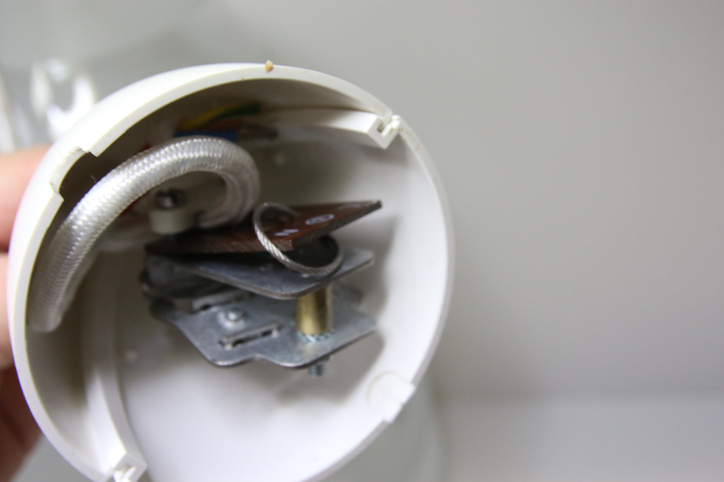 Louis Poulsen Campbell Valaisin