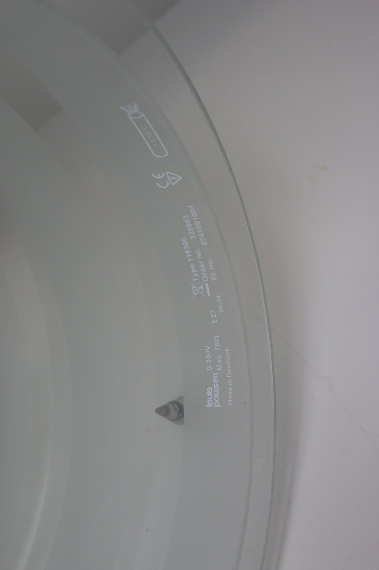 Louis Poulsen Campbell Valaisin