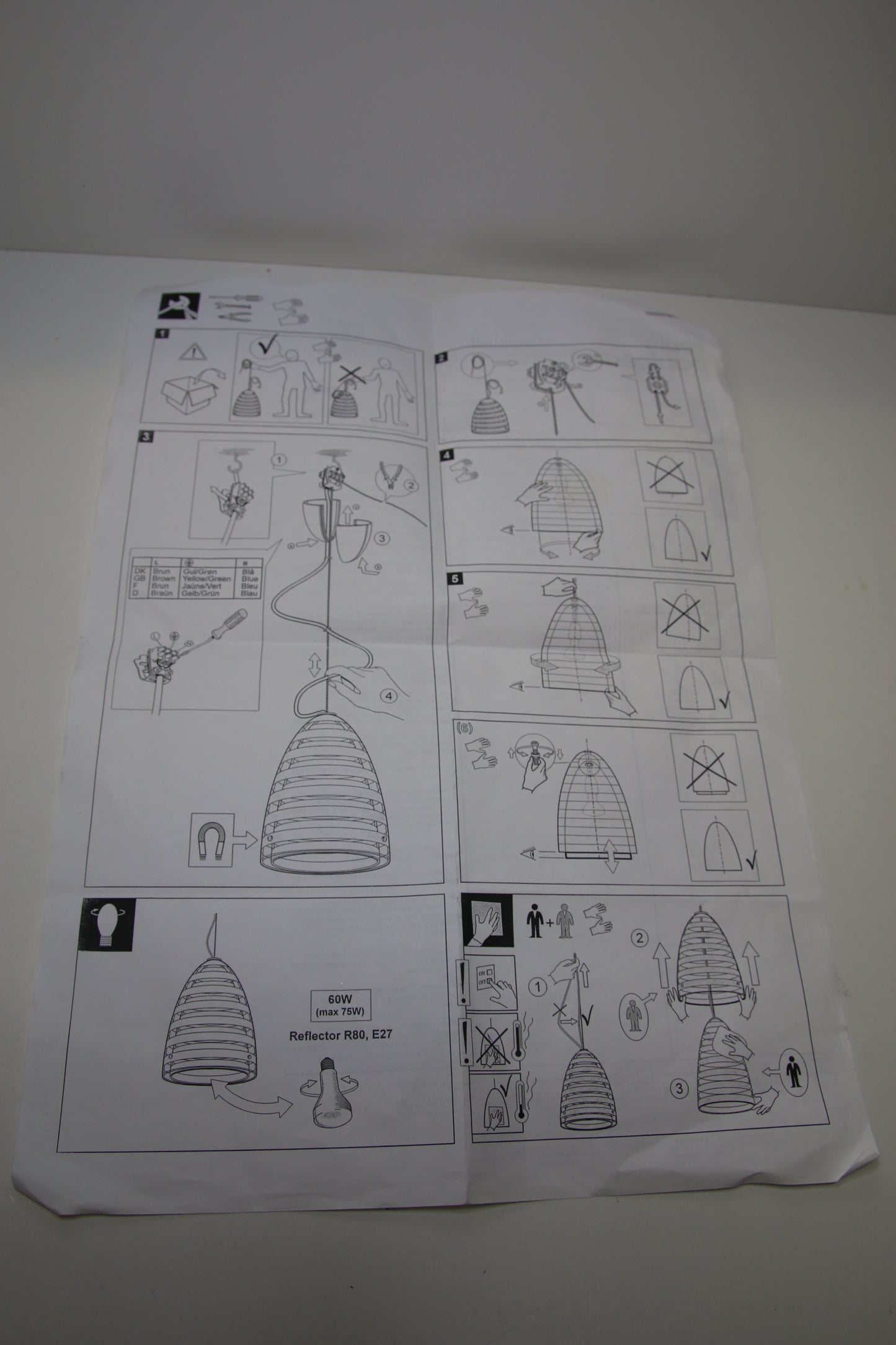 Louis Poulsen Campbell Valaisin