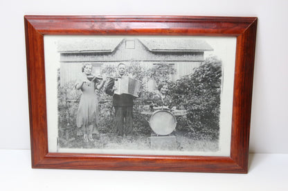 Vanha paperikuva orkesterista