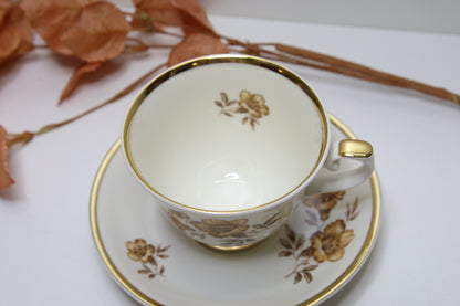 Arabia Myrna kahvikuppi Olga Osol