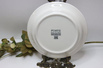 Arabia Lotta-Svärd leipälautanen