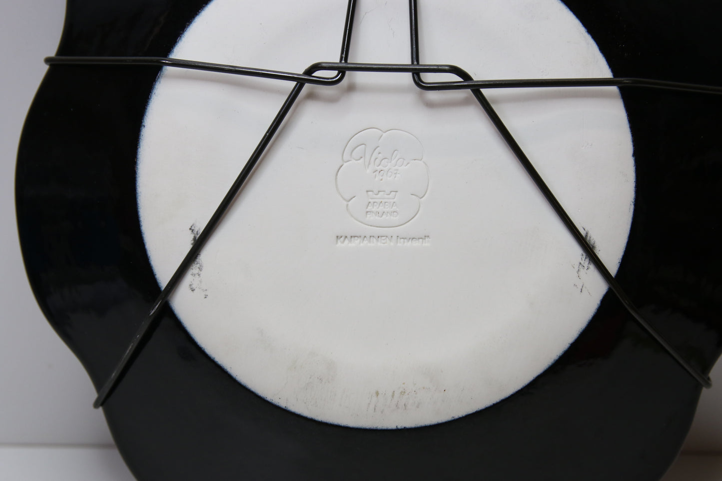 Arabia Viola seinälautanen iso Birger Kaipiainen