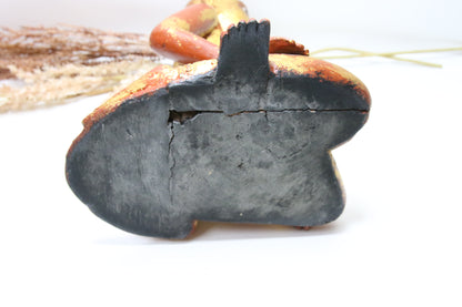 Buddha veistos/patsas puuta