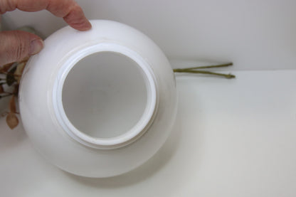 Lampun kupu opaalilasia