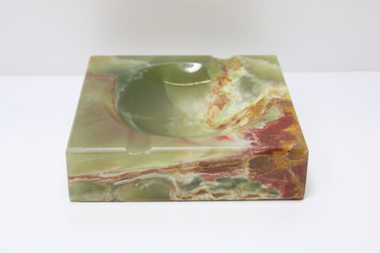 Natural Onyx Tuhkakuppi