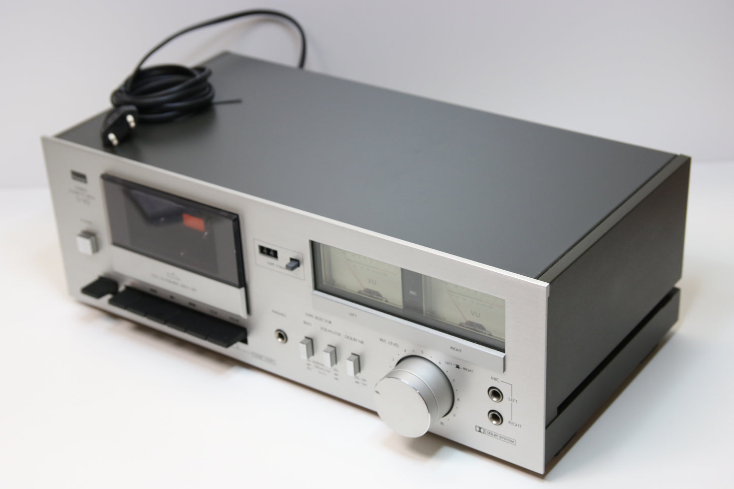 Sansui D 90 Kasettidekki viallinen