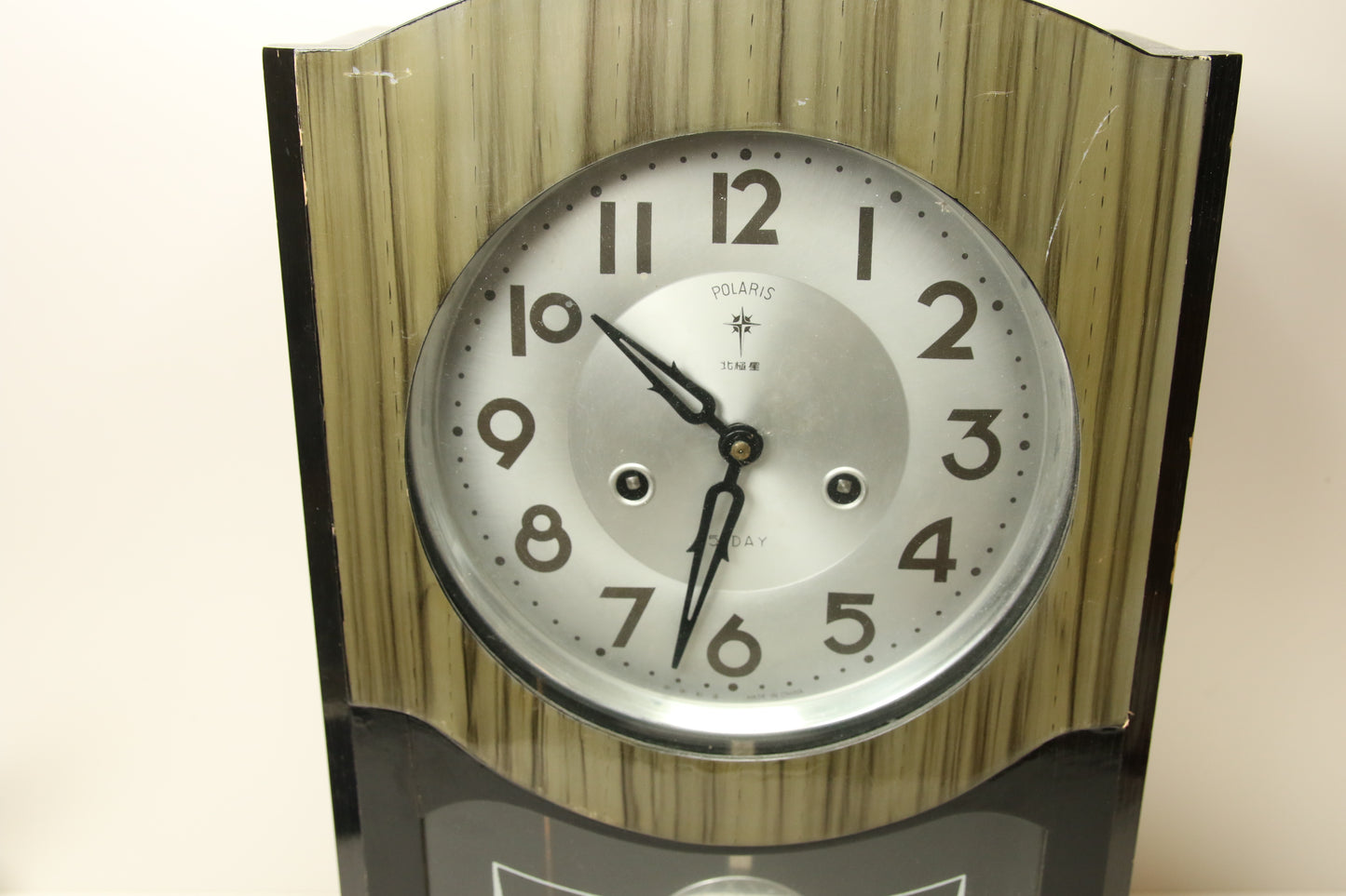 Polaris Seinäkello avainvetoinen