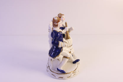 Figuuri Istuva pariskunta