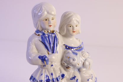 Figuuri Lapset ja kissa