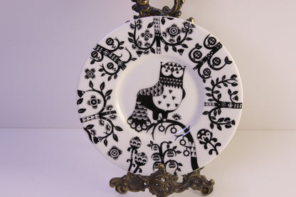 Iittala Taika Musta lautanen Uusi Heikki Orvola