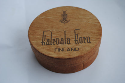 Kalevala Koru Riipus/rintaneula hopeaa Kaisaleena Mäkelä
