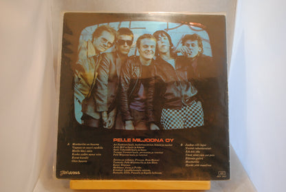 Pelle Miljoona Oy Moottoritie on kuuma Lp-levy