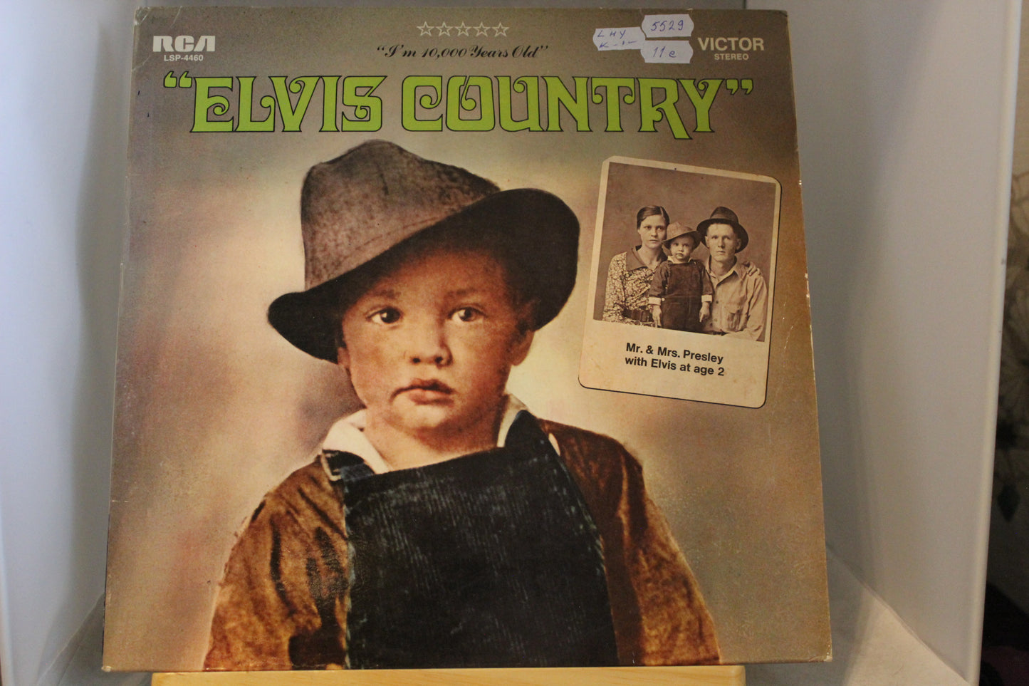 Elvis Presley Country i am 10000 years old lp-levy