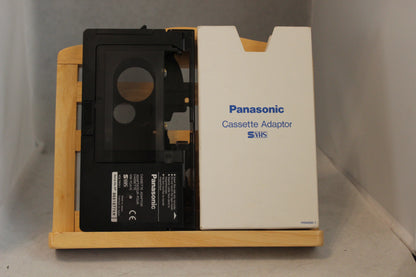 Panasonic S-VHS Adapteri