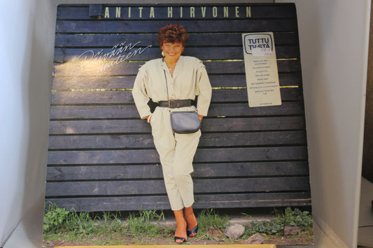 Anita Hirvonen Päivään uuteen lp-levy