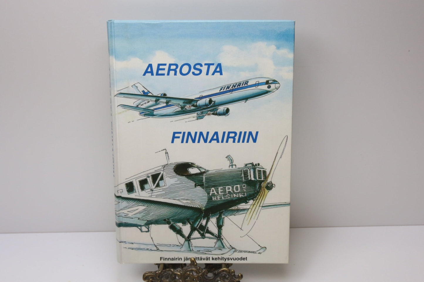 Aerosta Finnairiin kirja - Asadon AarteetKirjat