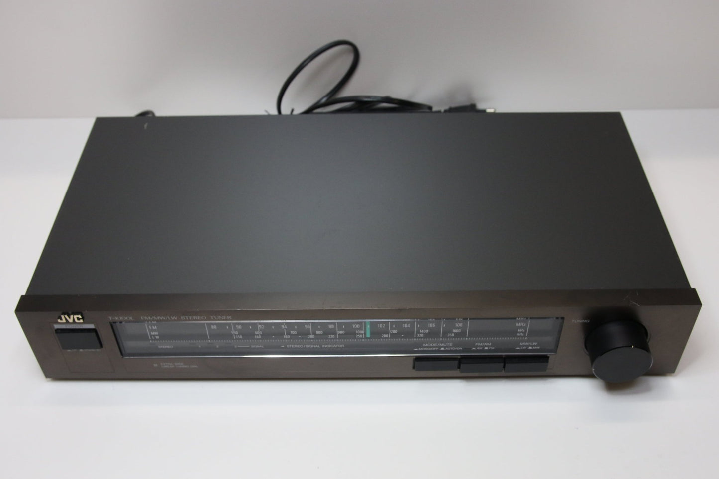 JVC TK - 100L Viritin - Asadon AarteetVirittimet