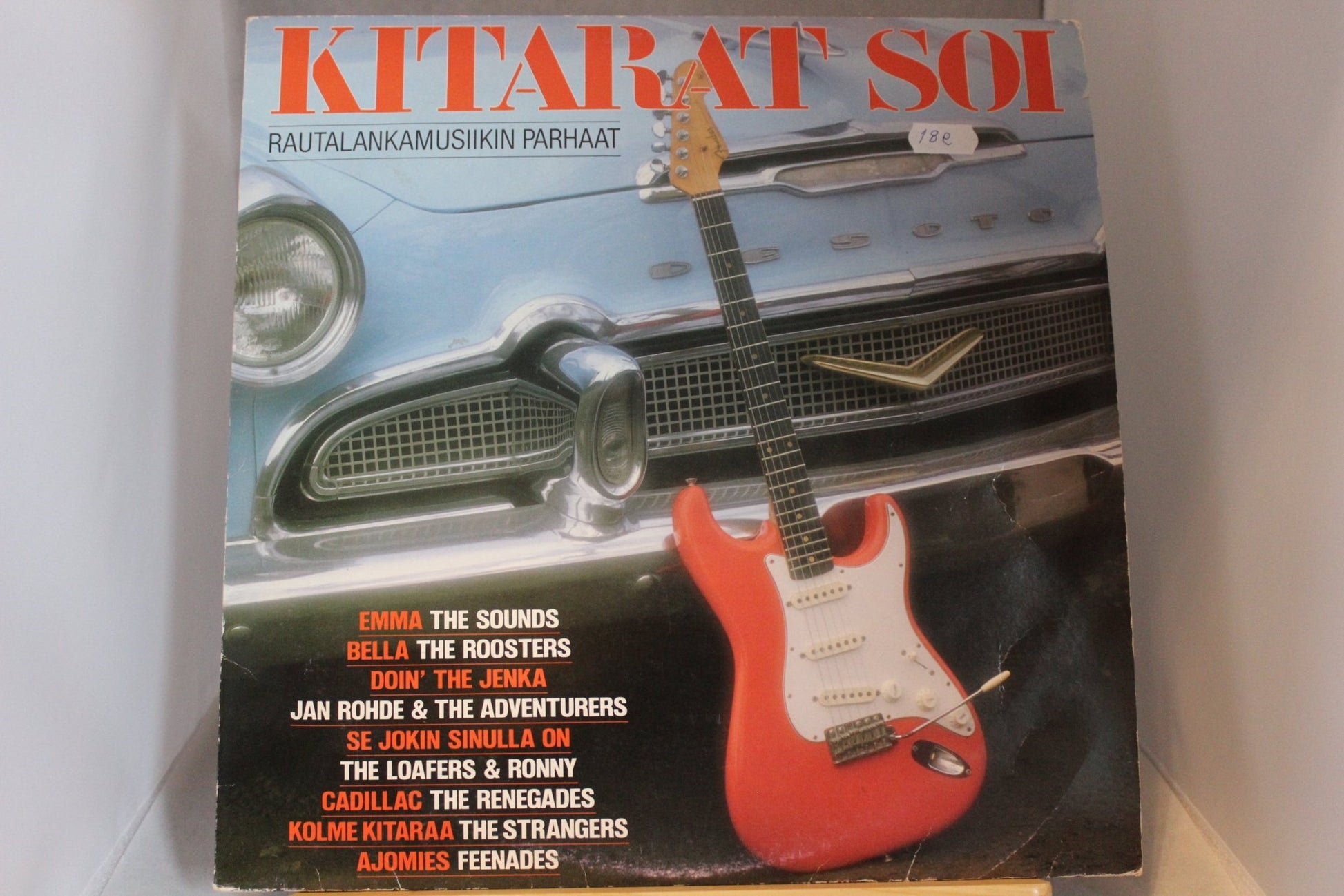 Kitarat soi . Eri es. Tupla lp - levy - Asadon AarteetLp - levyt