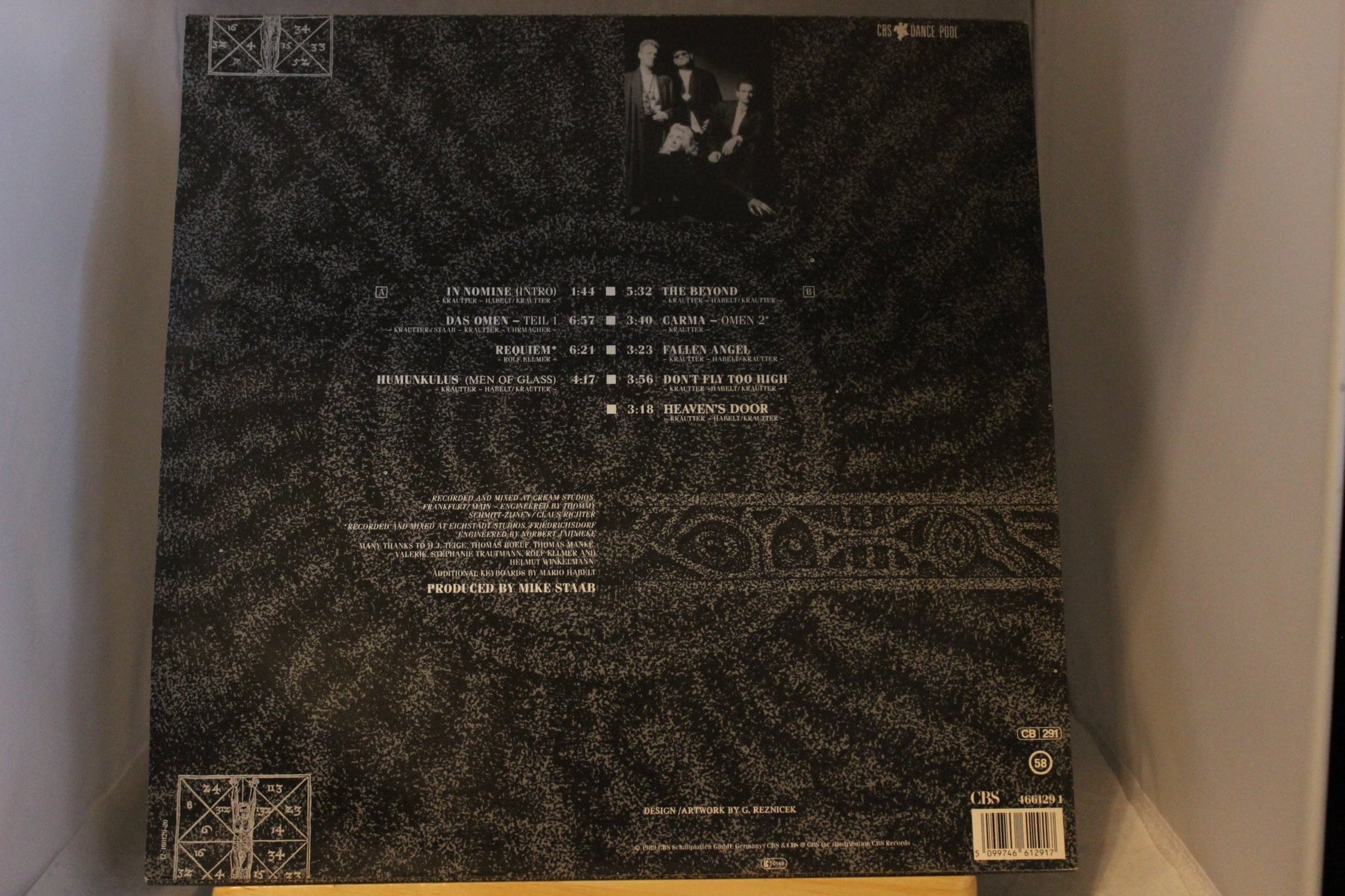 Mysterius art Omen - The story lp - levy - Asadon AarteetLp - levyt