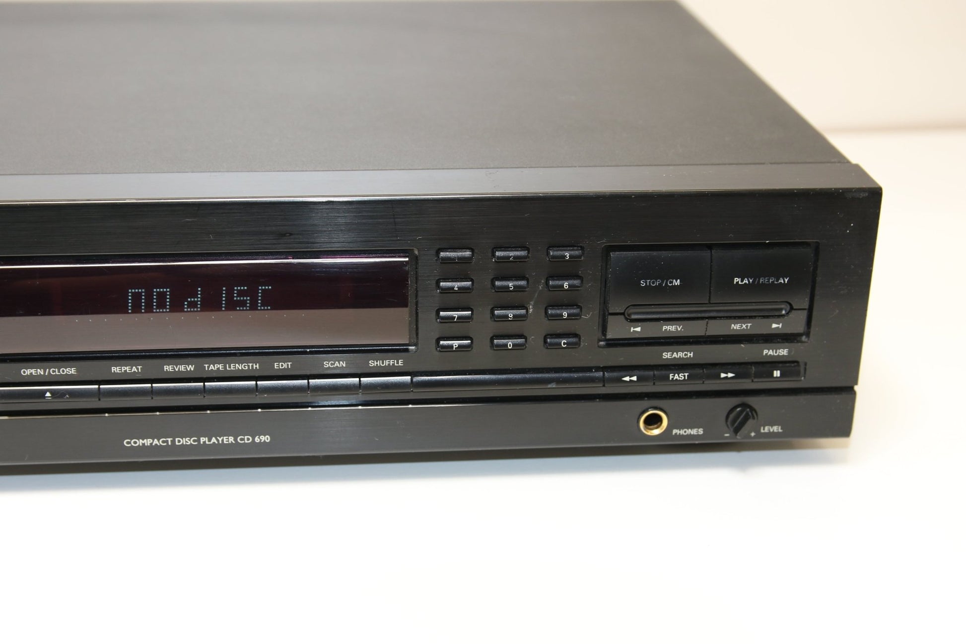 Philips cd - 690 cd - soitin - Asadon AarteetCd - soitin