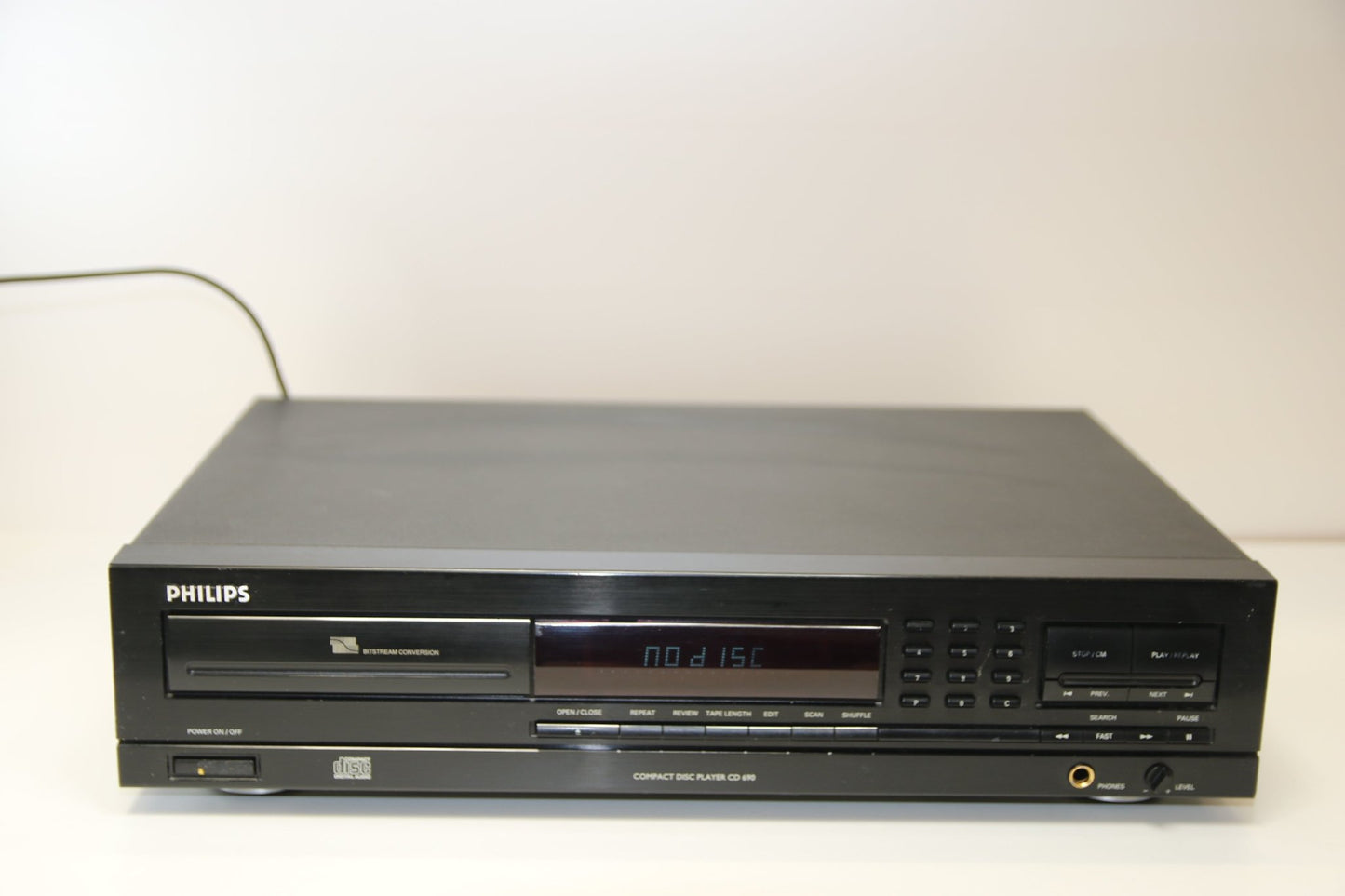 Philips cd - 690 cd - soitin - Asadon AarteetCd - soitin