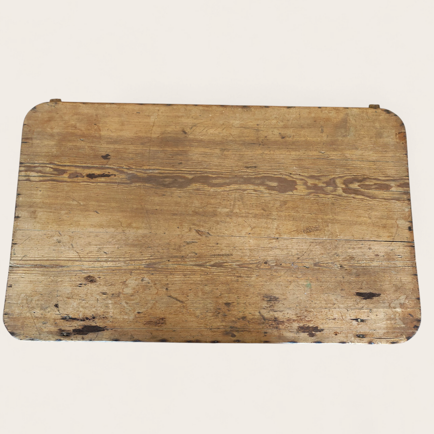 Talonpoikaispöytä laatikolla